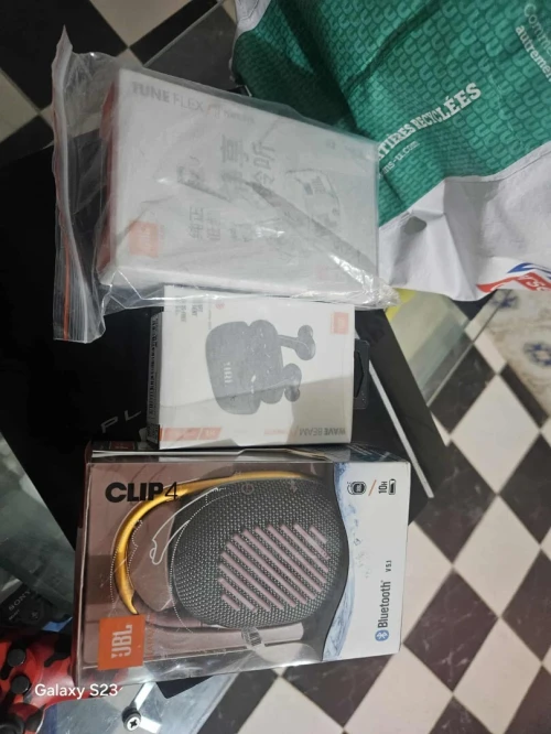 jbl wave beam jbl clip4 jbl tunr flex 