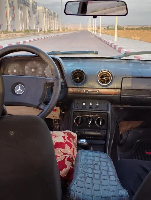 Mercedes D3000 1985 