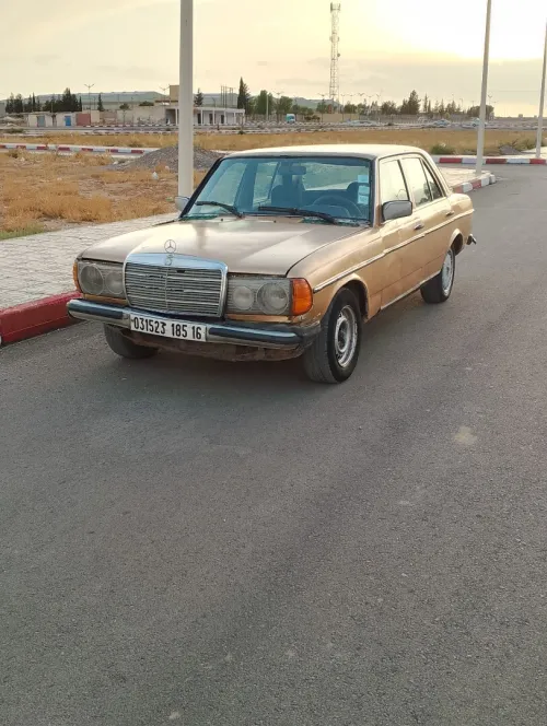 Mercedes D3000 1985 