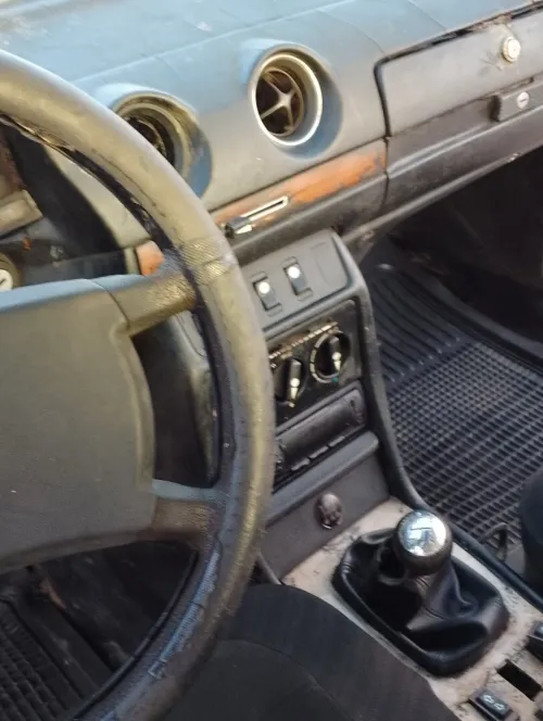 Mercedes D3000 1985 