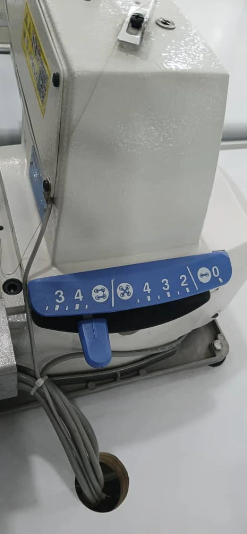 ماكينة كبس الازرار machine pose boutons selencieuse feiya tex