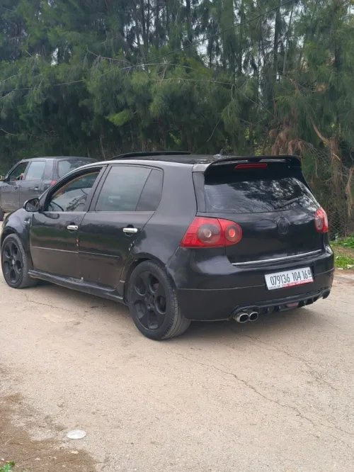 Volkswagen Golf 5 2004 R32