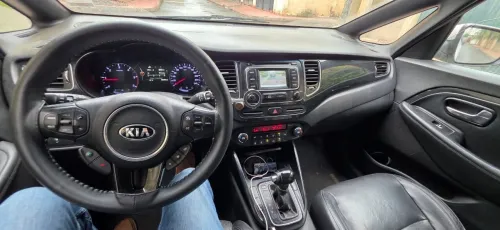 Kia Carens 2015 Premium