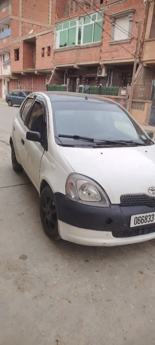 Toyota Yaris 2000 Yaris