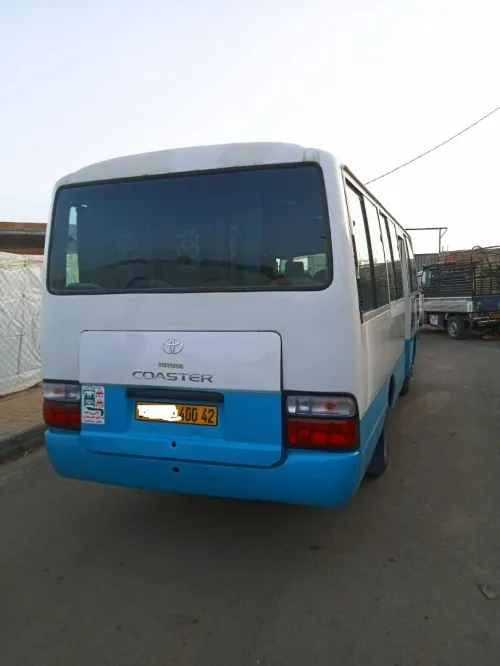 Toyota COASTER 26 PLACES 2000