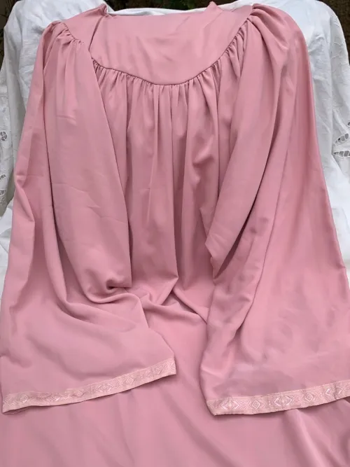 Abaya عباية 