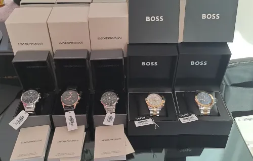 Montres ARMANI - BOSS original