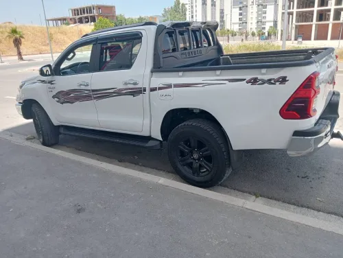 Toyota Hilux 2022 LEGEND DC 4x4 Pack Luxe