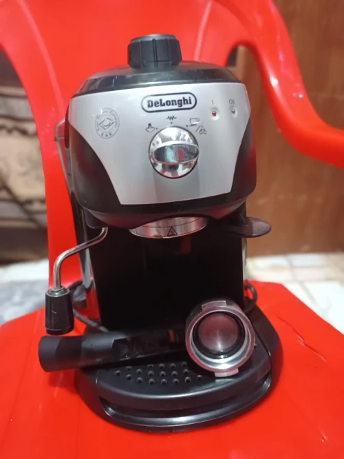 Machine de café kaba tmchi 9anon takhdem 9ahwa chaba bzf 