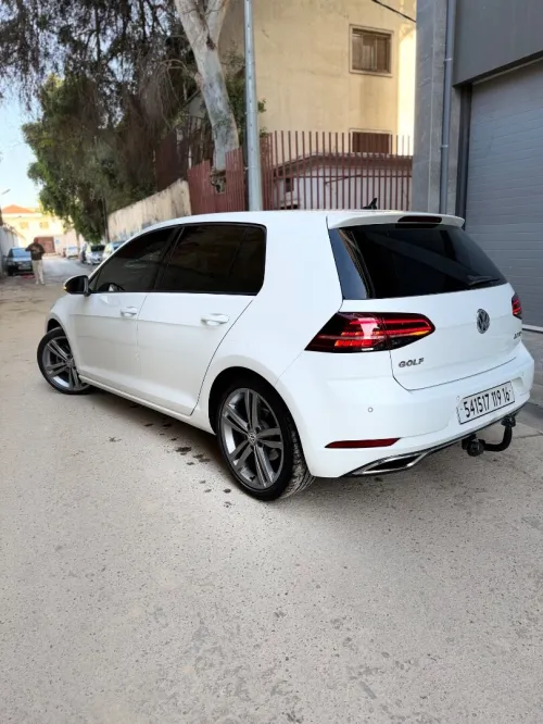 Volkswagen Golf 7 2019 Carat+