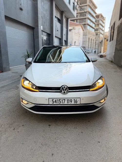 Volkswagen Golf 7 2019 Carat+