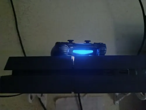 Play 4 fat 1to meflashé m3amer bles jeux w état 10/10