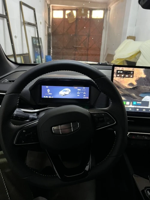 Geely Coolray 2025 