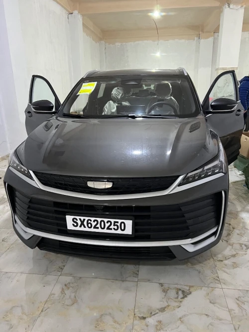 Geely Coolray 2025 