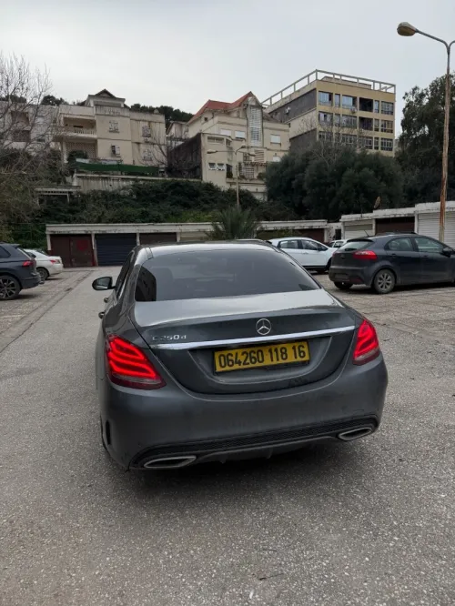 Mercedes Classe C 2018 250 pack sport AMG
