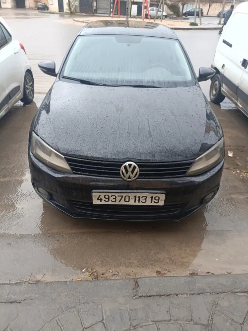 Volkswagen Jetta 2013 Trend line