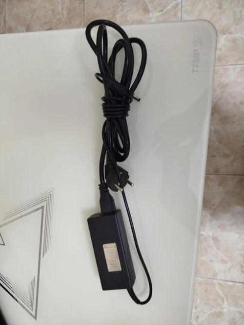 ASUS MODEL F751M PROCESSEUR INTEL Pentium CPU N3540@ 2.16GHz 4Go DDR3 1T HDD DE STOKAGE