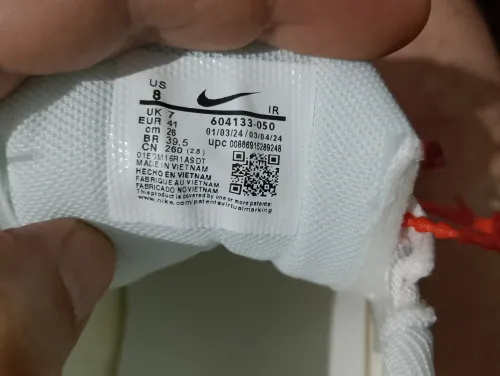 TN air max white