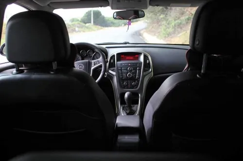 Opel astra Astra 2013 2013