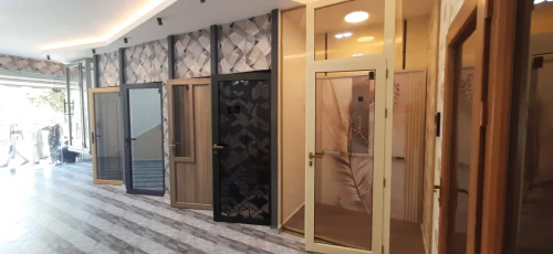 صناعة وتركيب مصاعد منزلية