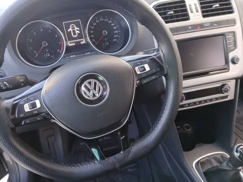 Volkswagen Polo 2016 Cara