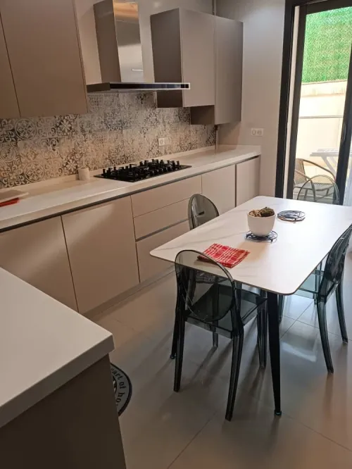 Location Appartement F4 Alger Hydra
