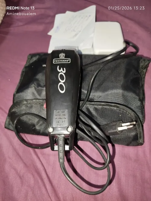 ماكينة حلاقة جيدة إسمها feichiang 300