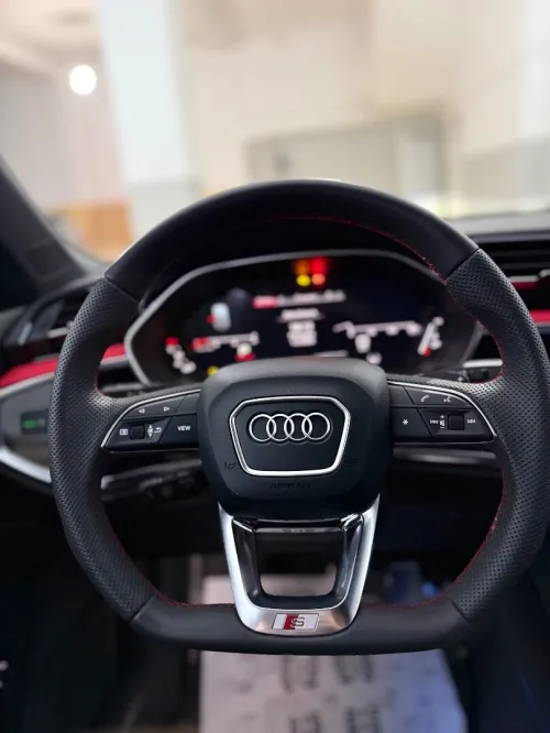Audi Q3 2025 S Line