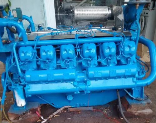 Moteur bateau de pêche