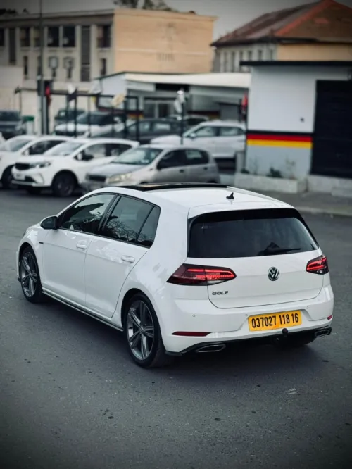 Volkswagen Golf 7 2018 R-Line