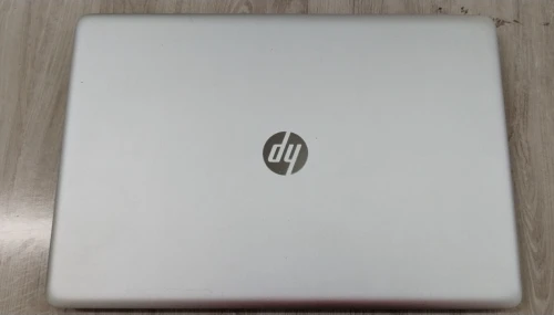 PC portable HP ENVY 17'' i7 6ème génération 16GO RAM/256GOSSD/1TOHDD / NVIDIA GeForce GTX 950M