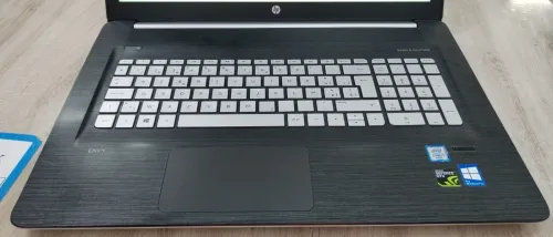 PC portable HP ENVY 17'' i7 6ème génération 16GO RAM/256GOSSD/1TOHDD / NVIDIA GeForce GTX 950M