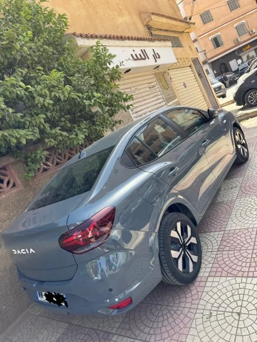 Dacia Logan 2025 Extrême