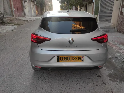 Renault Clio 5  2023 Evolution