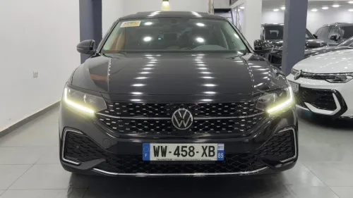 Volkswagen Passat 2025 Business