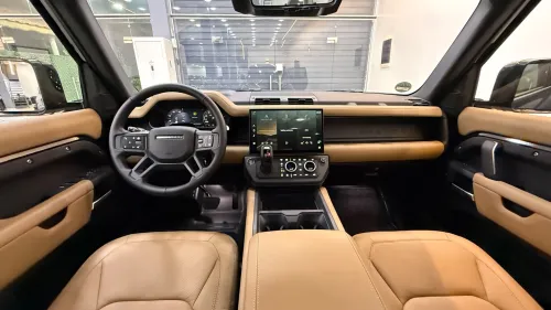 Land Rover DEFENDER P300 2026 X. DAYNAMIC BLACK
