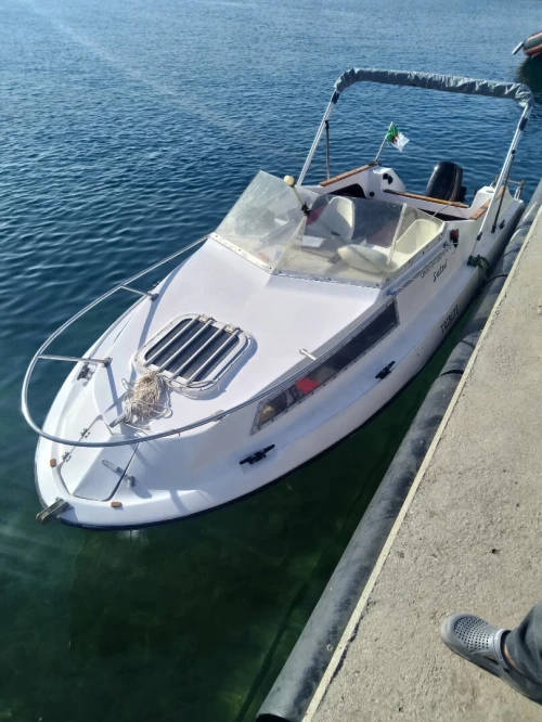 Bateau anglais 580
