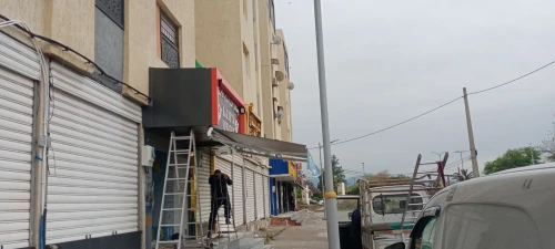 Tinda et bâche pour locaux et maison 