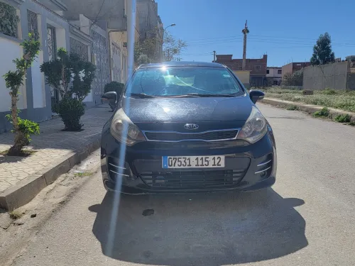Kia Rio 5 portes 2015 Funny Facelift 