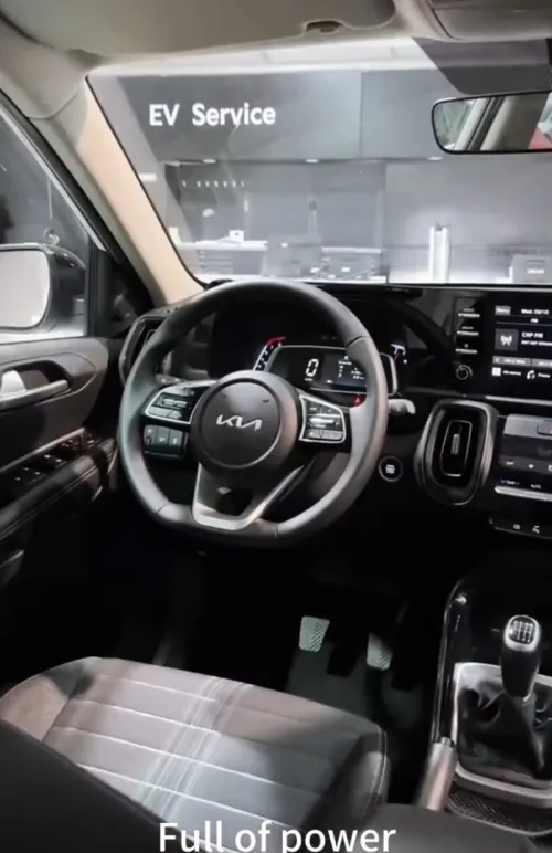 Kia Seltos 2025 Full luxrry black