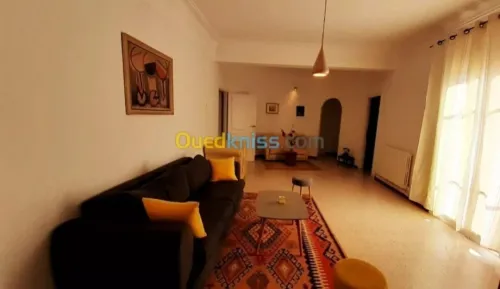 Location Appartement Niveau de villa F4 Sétif Setif