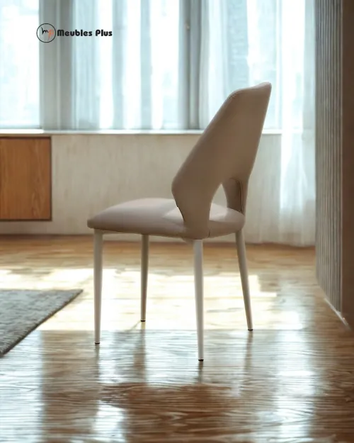 TABLE DE CUISINE AVEC 6 CHAISES