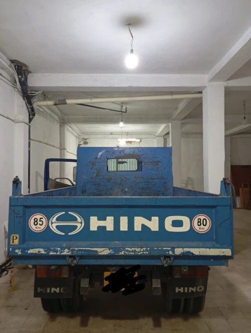 Hino 300 300 2011