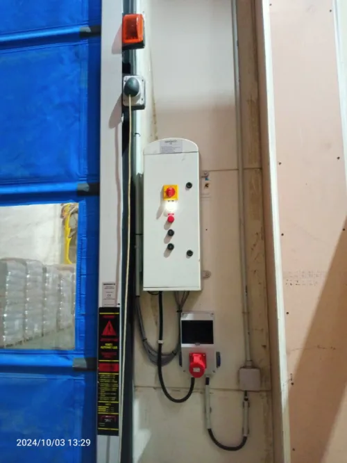 Réparation maintenance et installation porte sectionnelle porte raide porte PVC Sas d'étanchéité
