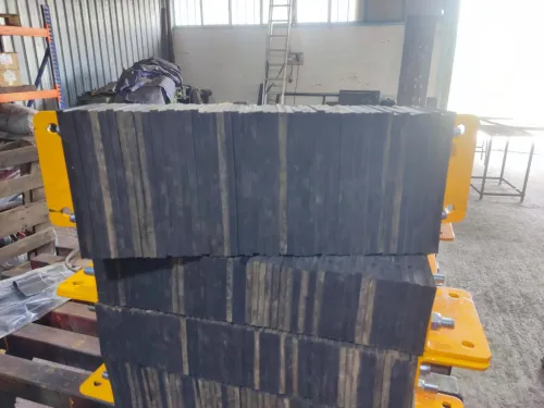 Butoir en caoutchouc pour quai en béton     Butée Plastique  protection quai chargment