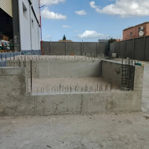 Niveleur de quai     Fabrication    rampe de chargement    rampe hydraulique 
