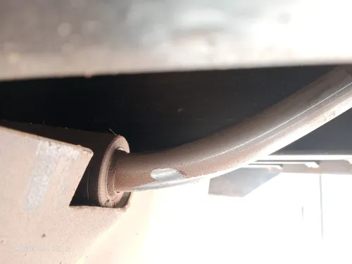 Reparation Maintenance installation Niveleur de quai    Guide roue    Butoir   Porte sectionnelle 