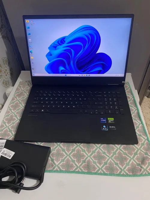 Hp omen neuf I9 13th/16go/1to ssd/Rtx4060