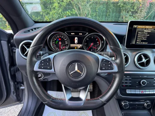 Mercedes CLA 2017 Coupé Exclusif + AMG 