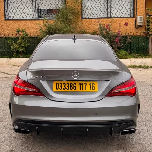 Mercedes CLA 2017 Coupé Exclusif + AMG 